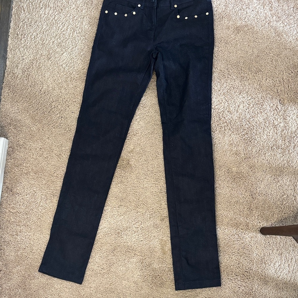 New Escada Dark Wash Skinny Jeans with Gold Label European Size 34, US size 2